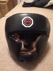 Боксёрский шлем Octagon